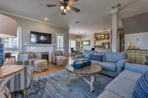 Grand Destin Getaway - Walk a Block to the Beach!